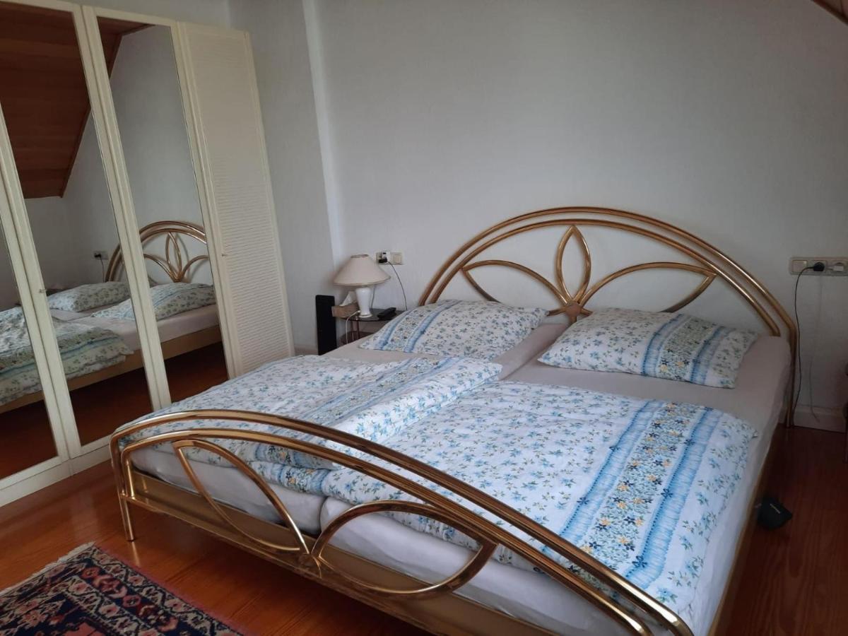 Wohnen Beim Uswatta Liyanage Daire Troisdorf Dış mekan fotoğraf